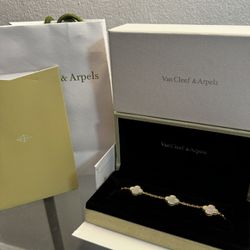 Van Cleef Bracelet Black And Gold