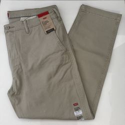 🔥 Brand New Levi’s XX Chino Standard Taper Pants – Classic Khaki Beige – Clean Minimal Essential 🔥