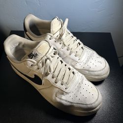 Nike Air Force 1 White and Black