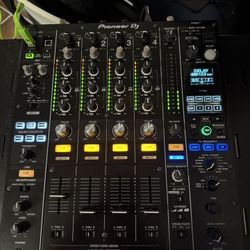 DJM 900 NXS2