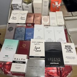 Colognes / perfumes 