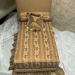 Custom Luxure  Dog Bed For Medium Dog Or Cat Shipping  Is Not Included 