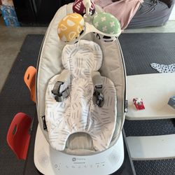 4 MOMS BABY SWING