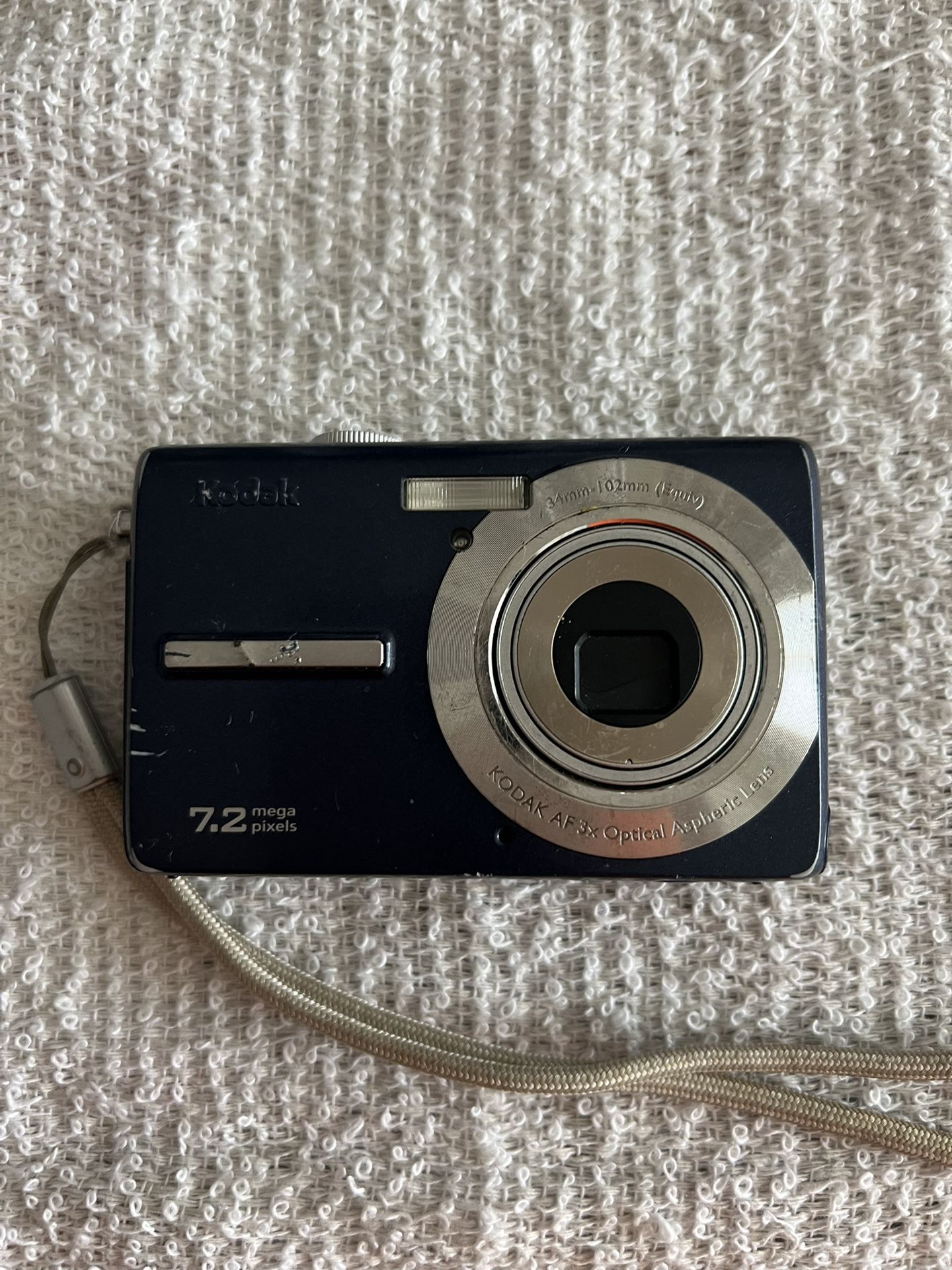 Kodak Easyshare V550 Digital Camera Color Black ( 5 MP )