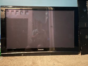 40in Panasonic Plasma TV with stand and wall mount