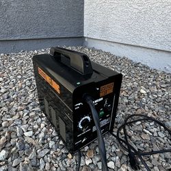 Chicago Electric 90 Amp Flux Core MIG Welder 120V – Complete Set – Light Use