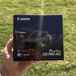 Canon PowerShot SX740 HS