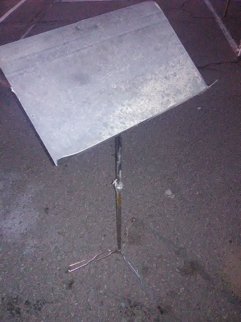 Music stand