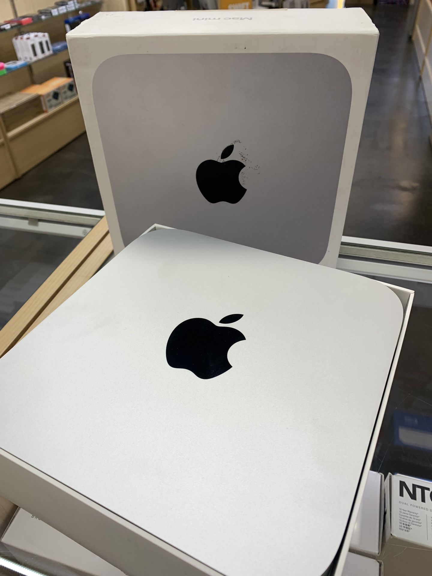 Mac Mini M2 8GB 256 SSD