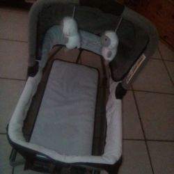 Baby bassinet 