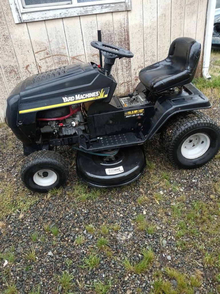 Yard Machines 16.5 8-spd