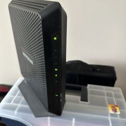 Like New Nighthawk Router 