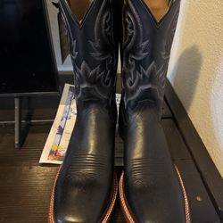 Size 13/D Cody James boots
