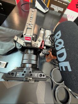 Sony Alpha a7 III - lente FE 4/16-35 🚨 Y muchos más accesorios 🚨