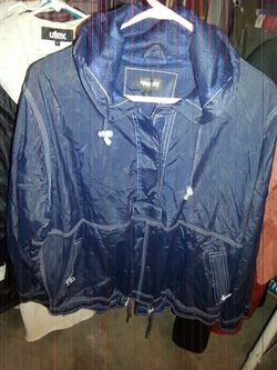 Pullover wind breaker jacket