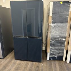 BeSpoke Flex French Door In Blue Glass With Indoor Water And Ice 