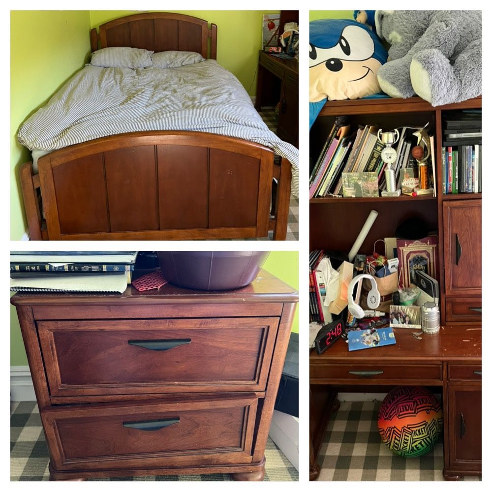 BEDROOM SET