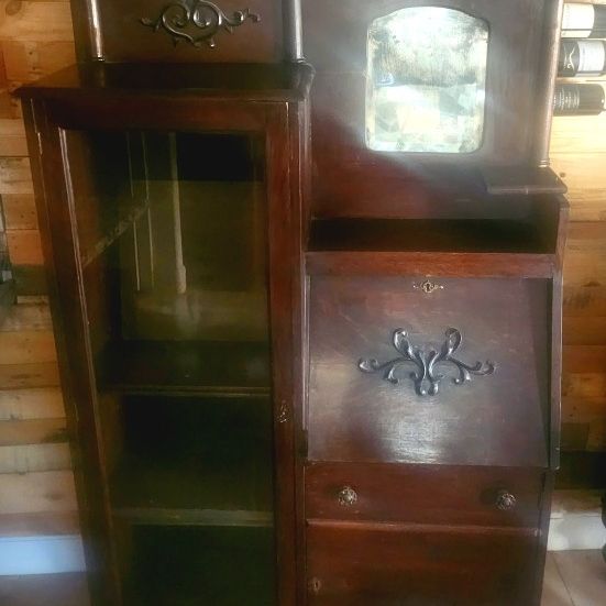 1910 Drop Front Desk With Library