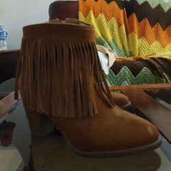 Ankle High Suede Fringe Boot Size 6 And 1/2