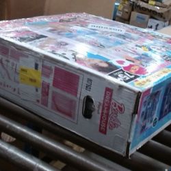 Barbie Dream House *** NEW IN BOX***