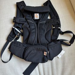 Ergo baby Omni Breeze Carrier