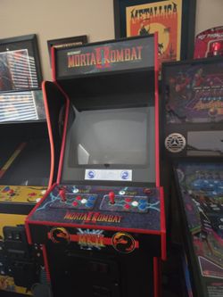 Original Mortal Kombat 2 arcade working