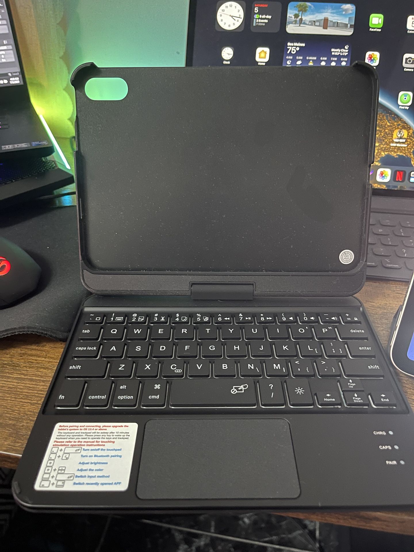 IPad Mini 6 256 GB. 2022 Edition W/ Type Keyboard Hardcover, & Apple Pencil. $700