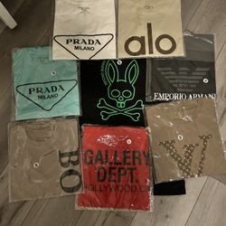 Shoes/shirts/belt
