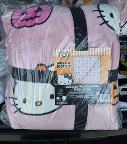 Hello Kitty Halloween Full/Queen Blanket