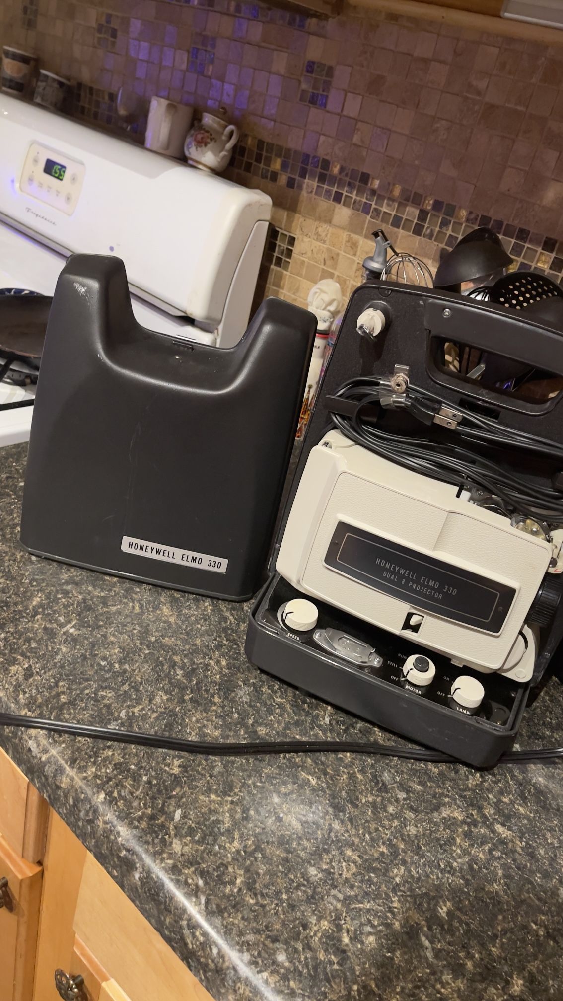 Honeywell Elmo 330 8mm & Super 8 projector