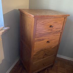 Matching Amish Pine Nightstand And Dresser Bedroom Set 