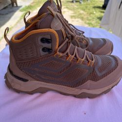 Eddie Bouer Men’s Shoe Sz 9 M 