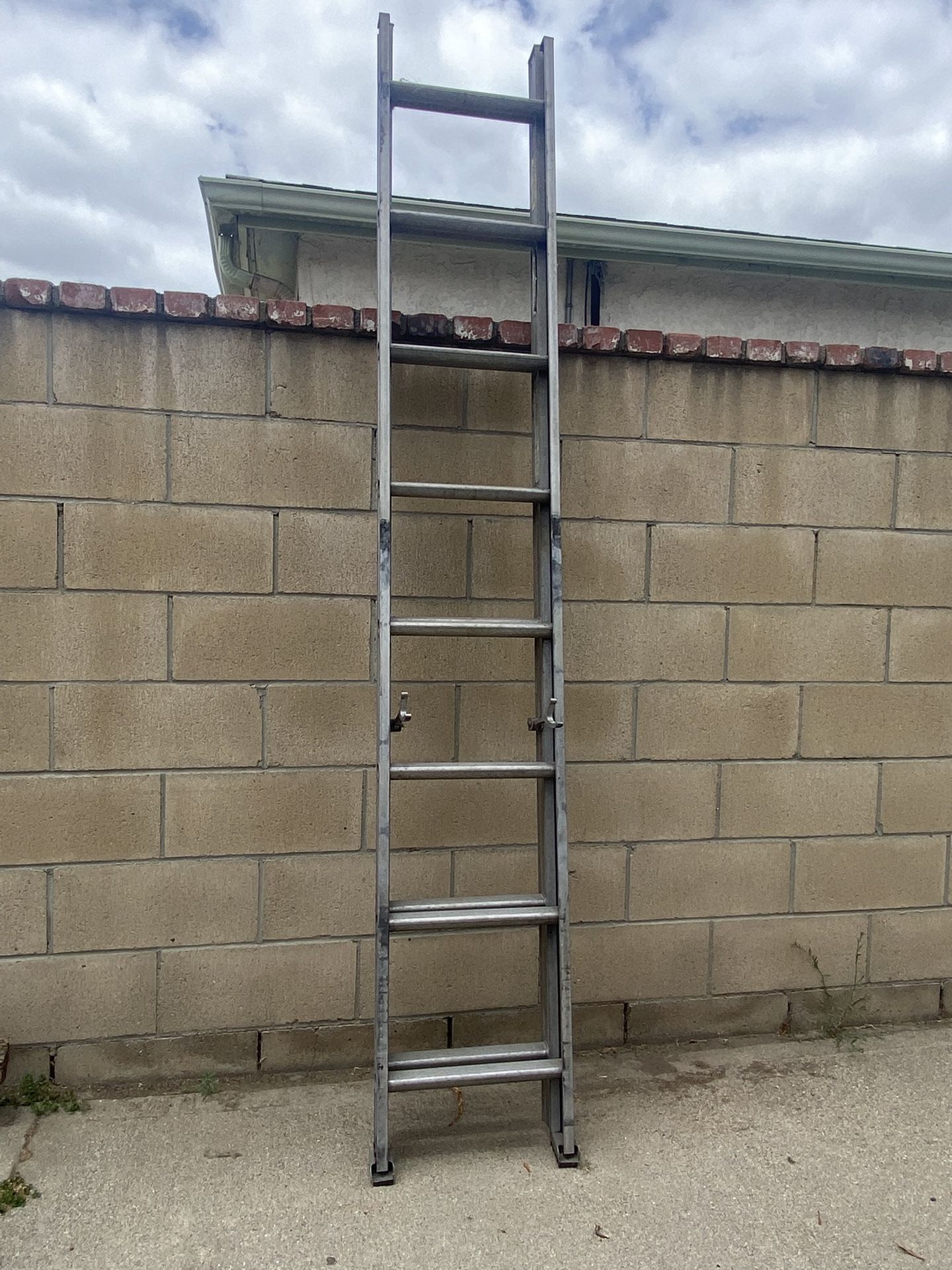 Extendable Ladder