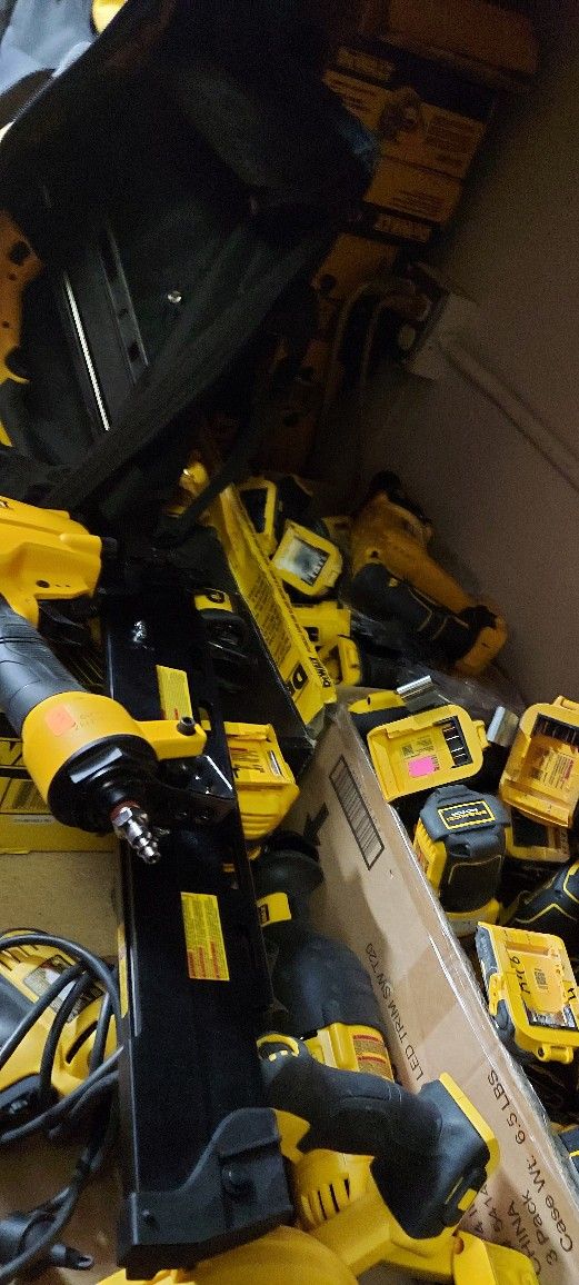 Home Depot Tools Wholesale Liquidation Pallet Best Deal Dewalt Milwaukee