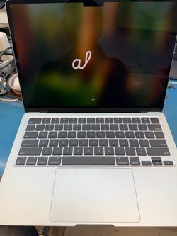 Apple MACBOOK M2 8gb RAM 512gb