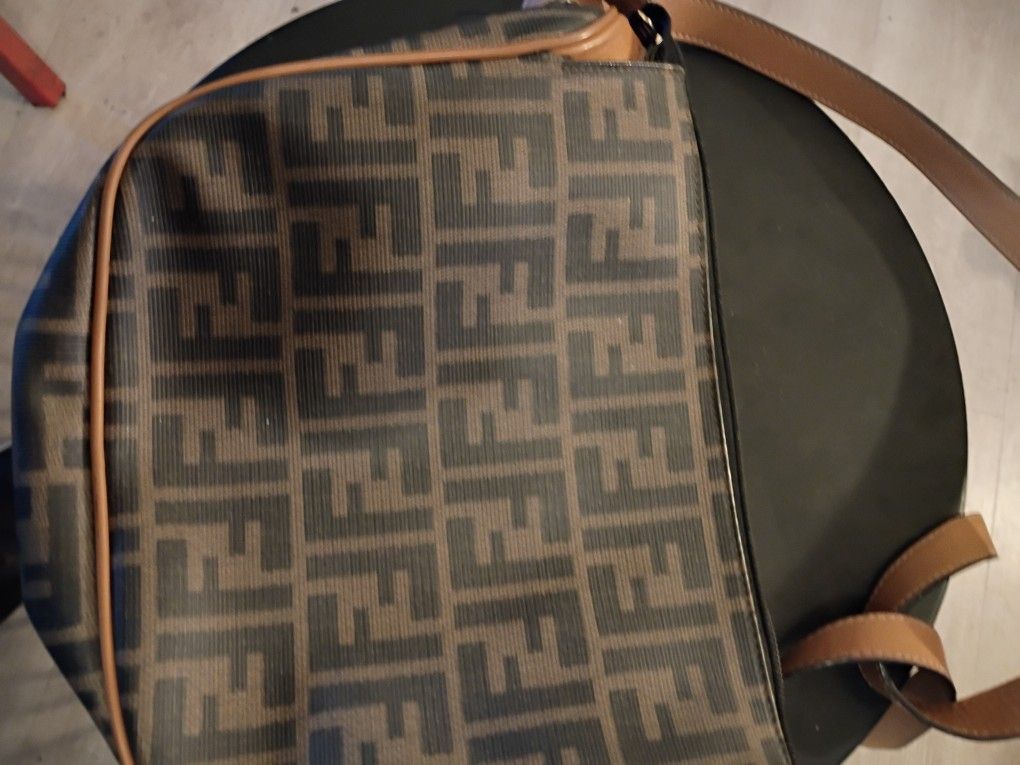 Women's Fendi Bag $45
