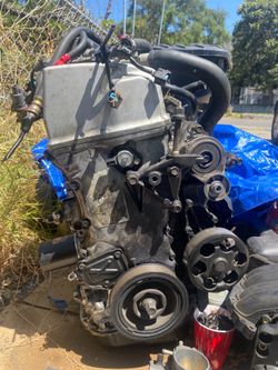2.4L in-line 4 cylinder Honda ENGINE 400obo