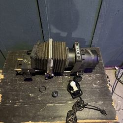 BESELER 23C II DARKROOM ENLARGER WITH LIGHT HEAD & Lens As Is
