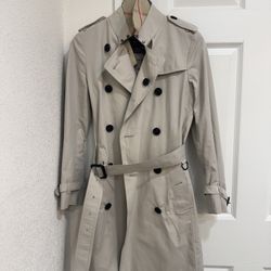 Sand Kensington Burberry Trench Coat