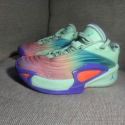 Jordan Luka 3 GS "Blurred Vision" Vapor Green Youth Size 4Y Basketball...
