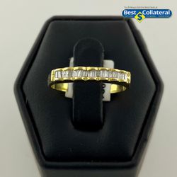 Ladies Diamond Ring In 18k Gold