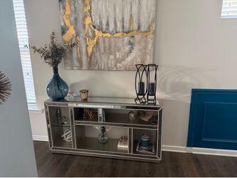 Entryway table