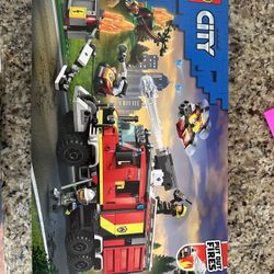 Lego fire command truck, 60374