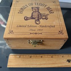 VTG Handcrafted Family of Teddy Bear Wooden Box with Metal Hinges see pic for size