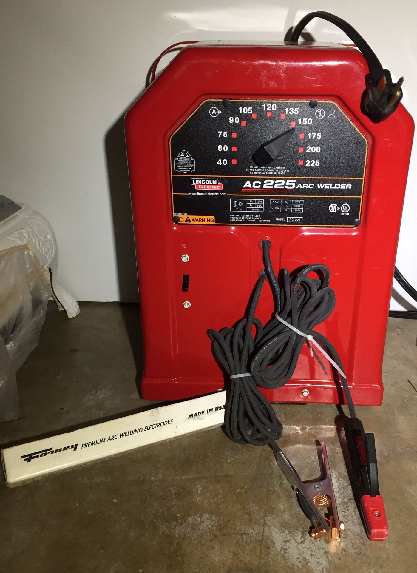 LINCOLN ELECTRIC Stick Welder, AC-225 Series, 240V