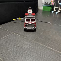 PAW Patrol Ultimate Rescue Fire Truck