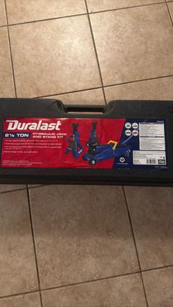 Portable Duralast 2 1/2 TON Hydraulic Jack and stand kit