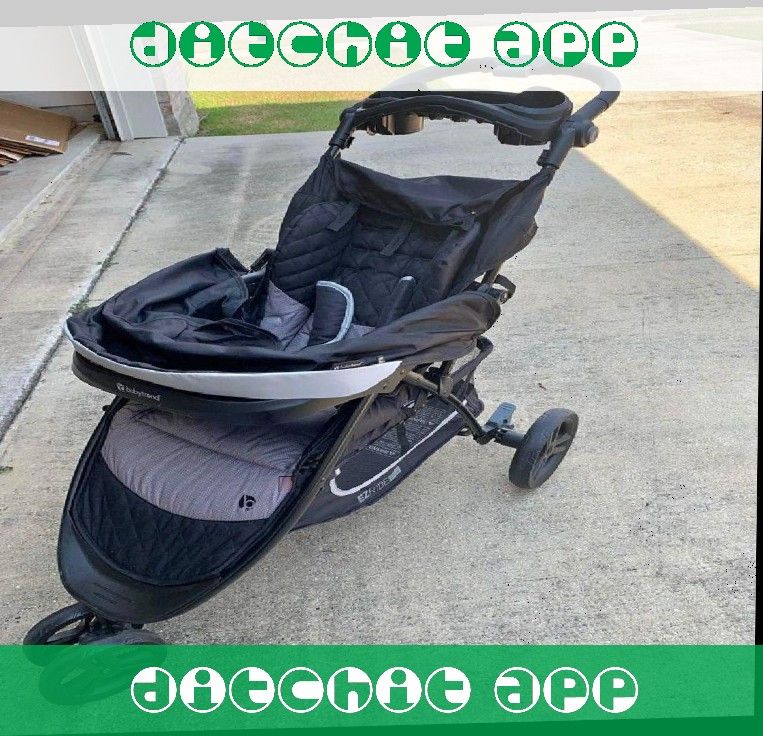Fresh Kids' Stroller – Safe, Cool, and Ready for Fun drop water