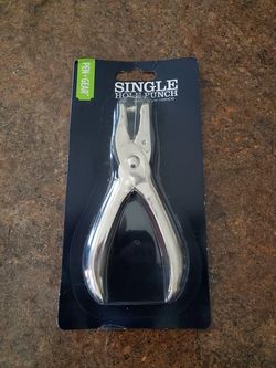 Single hole puncher