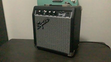 Squier front man 10g amp